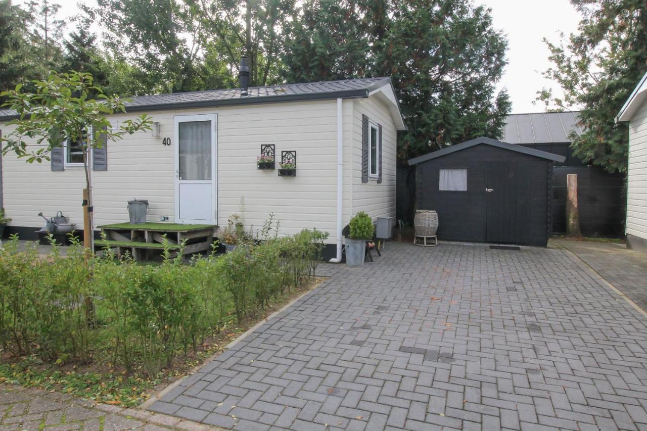Sfeervol Chalet Op De Veluwe Putten Buitenkant foto