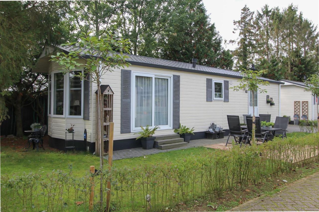 Sfeervol Chalet Op De Veluwe Putten Buitenkant foto