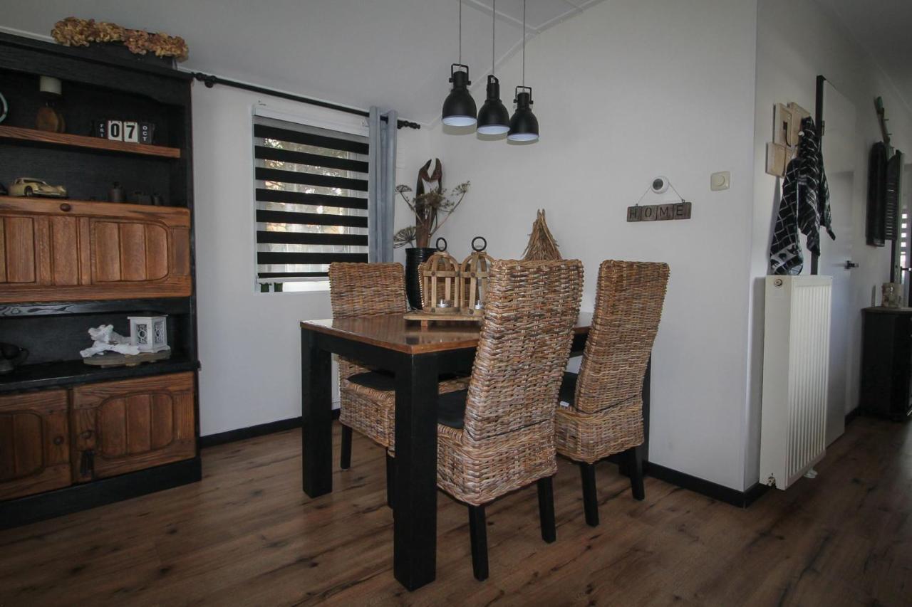 Sfeervol Chalet Op De Veluwe Putten Buitenkant foto