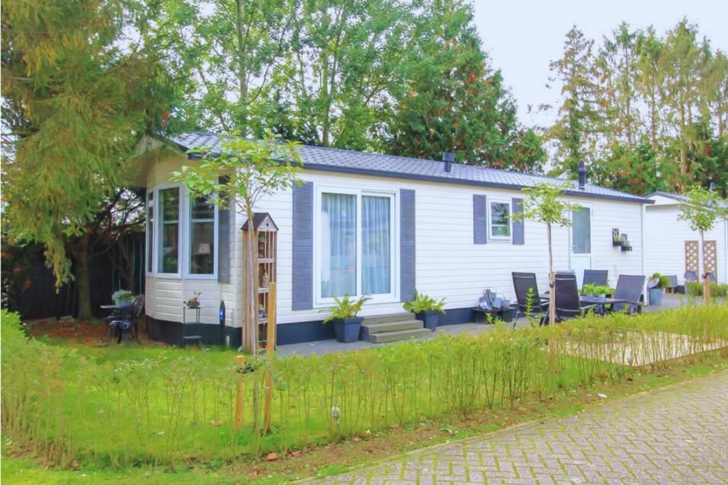 Sfeervol Chalet Op De Veluwe Putten Buitenkant foto